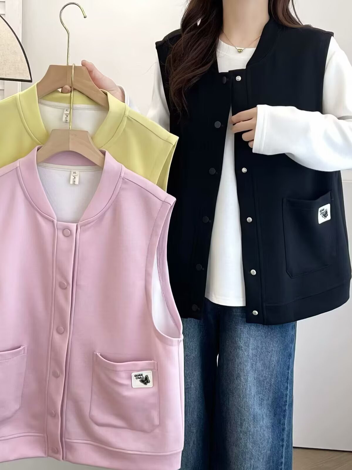 Women'S Fashion Labels - ゆったりとしたフィット感のノースリーブラウンドネックベスト、ポケットラベルデザイン付き、プラスサイズの女性向け、秋の新作、ファッショナブルな通勤スタイル。