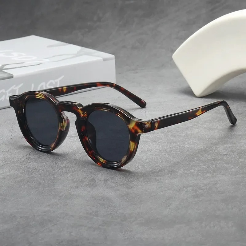 Women Fashion Glasses - 高品質ラウンドサングラス女性男性パンクシェードレトロトレンドサングラスクリアレンズフレーム UV400 女性眼鏡