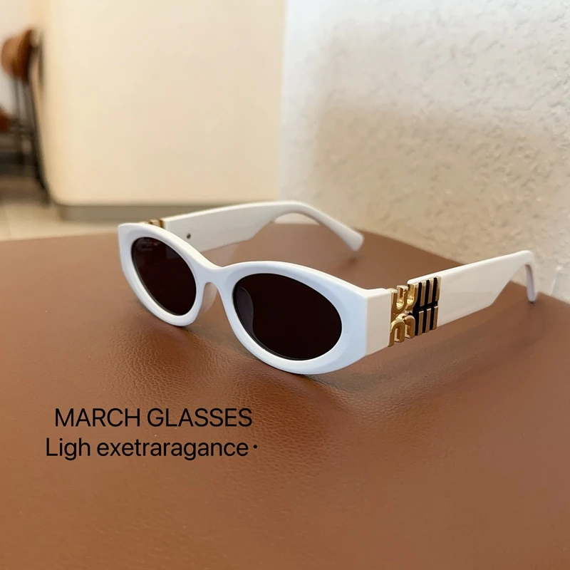 レトロオーバルべっ甲柄サングラスゴールドアクセントスモールフ - Women'S Fashion Eyeglass Frames のレビューと価格