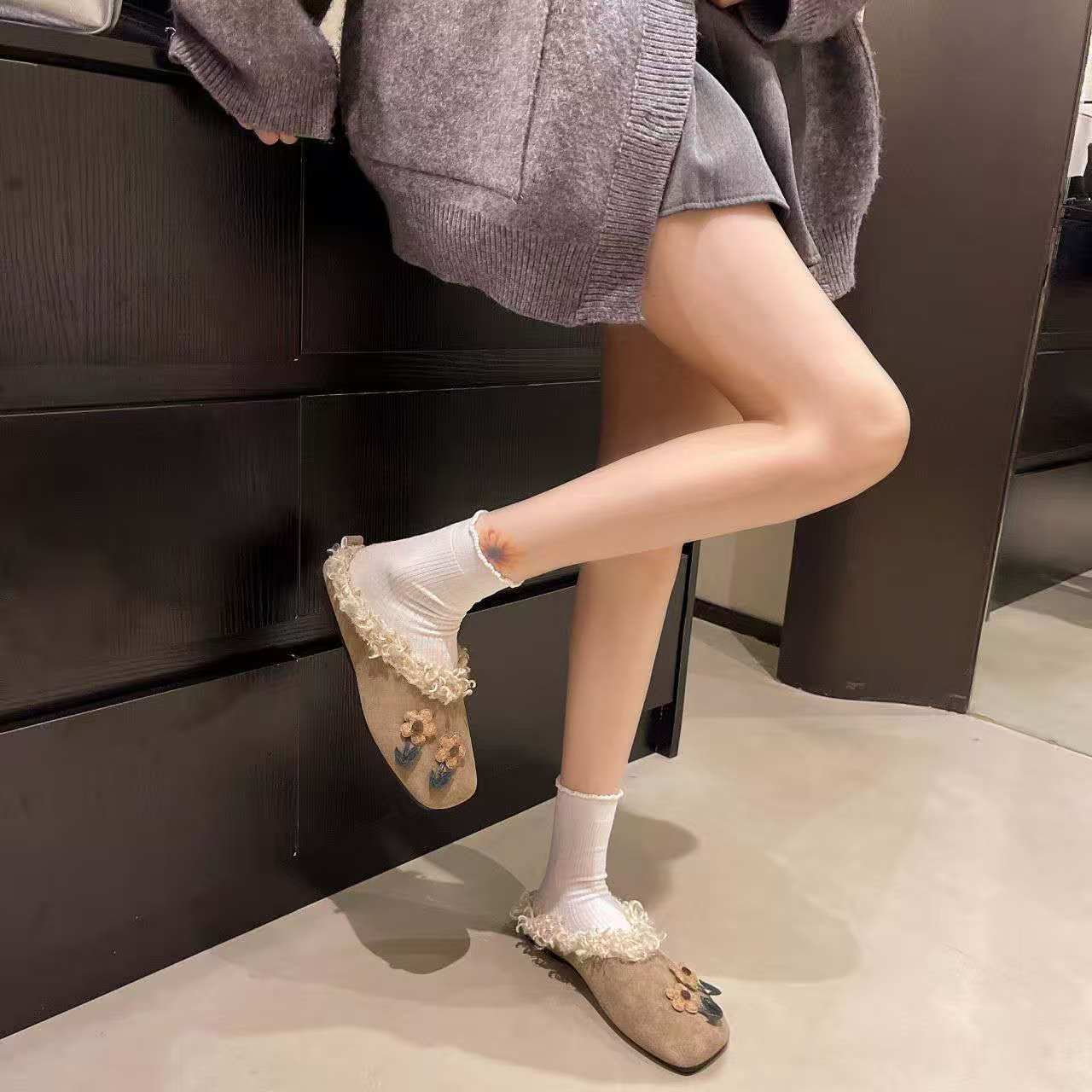 2026年秋冬 フラットプラッシュスリッパ、ファッショナブル - Women'S Fashion Winter 2026 のレビューと価格