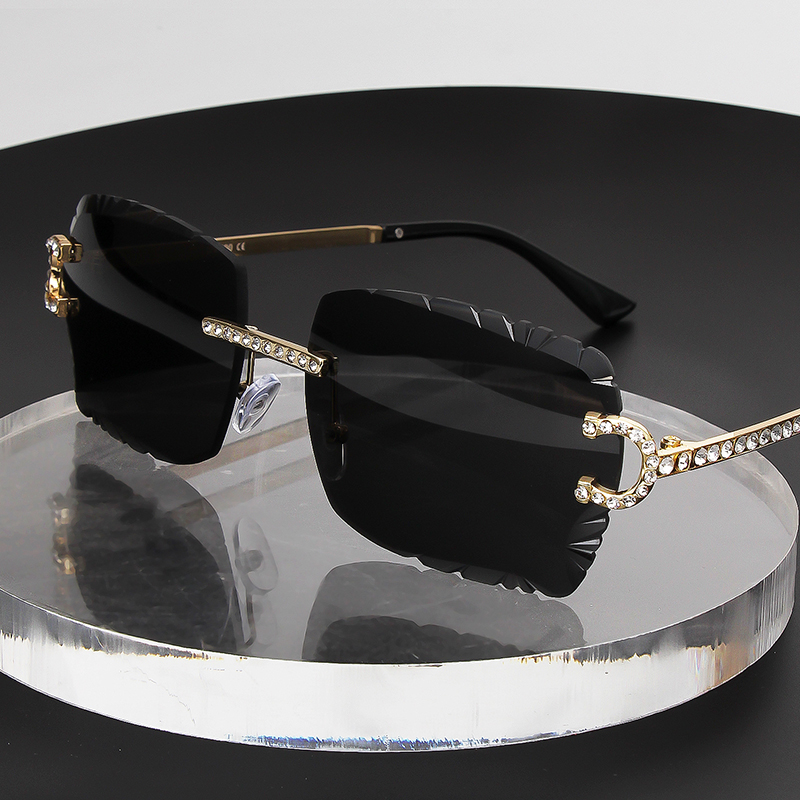 ファッションリムレススクエアサングラスヴィンテージダイヤモン - Women'S Fashion Eyeglass Frames のレビューと価格